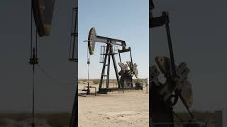 How Oil Is Extracted From the Earth! 🛢️  Oil Well Explained
