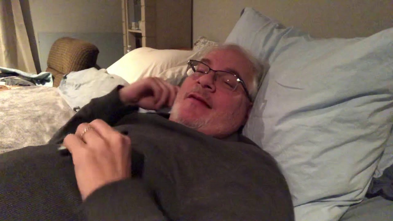 Reducing Pain with Vapor Slide 2 in the bedroom