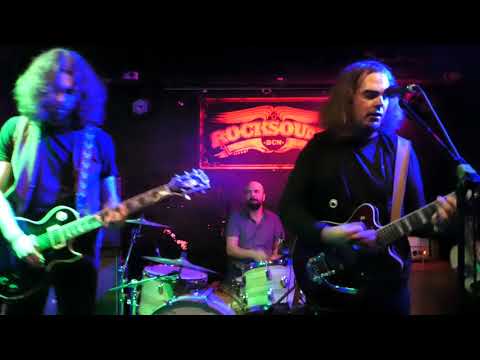(1) Saturna -