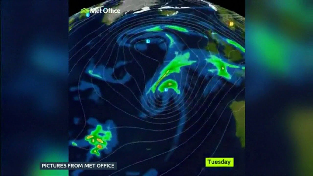 Extreme weather 2018 - Storm Diana warning (UK) - ITV News - November 2018
