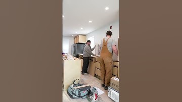 COUNTERTOP INSTALLATION! (Behind The Scenes With Smith & Sons Remodeling Experts) #shorts