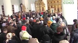 видео В Никольском храме Барнаула можно поклониться ковчегу с мощами Матроны Московской