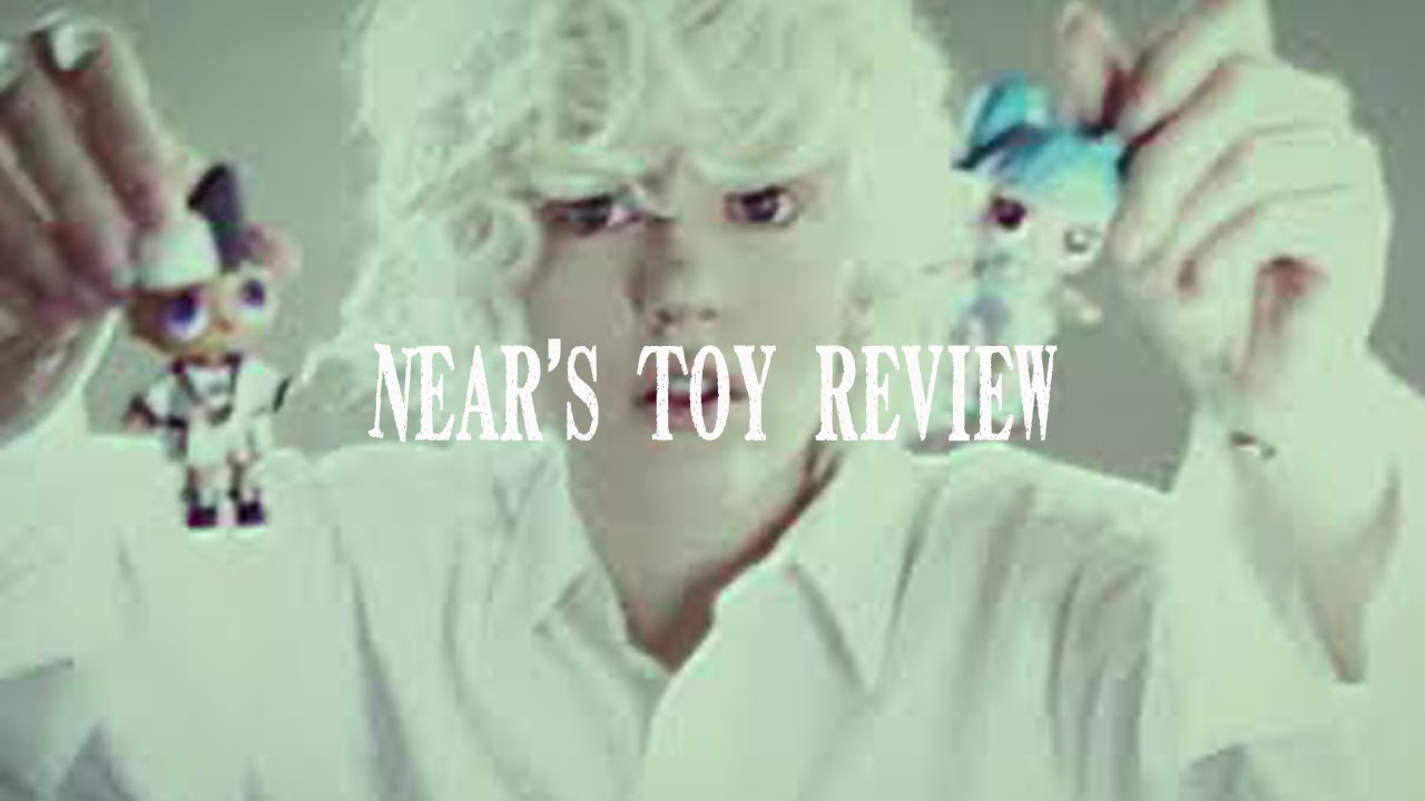 reviewing tiny ugly baby...balls (kinda sus toys)