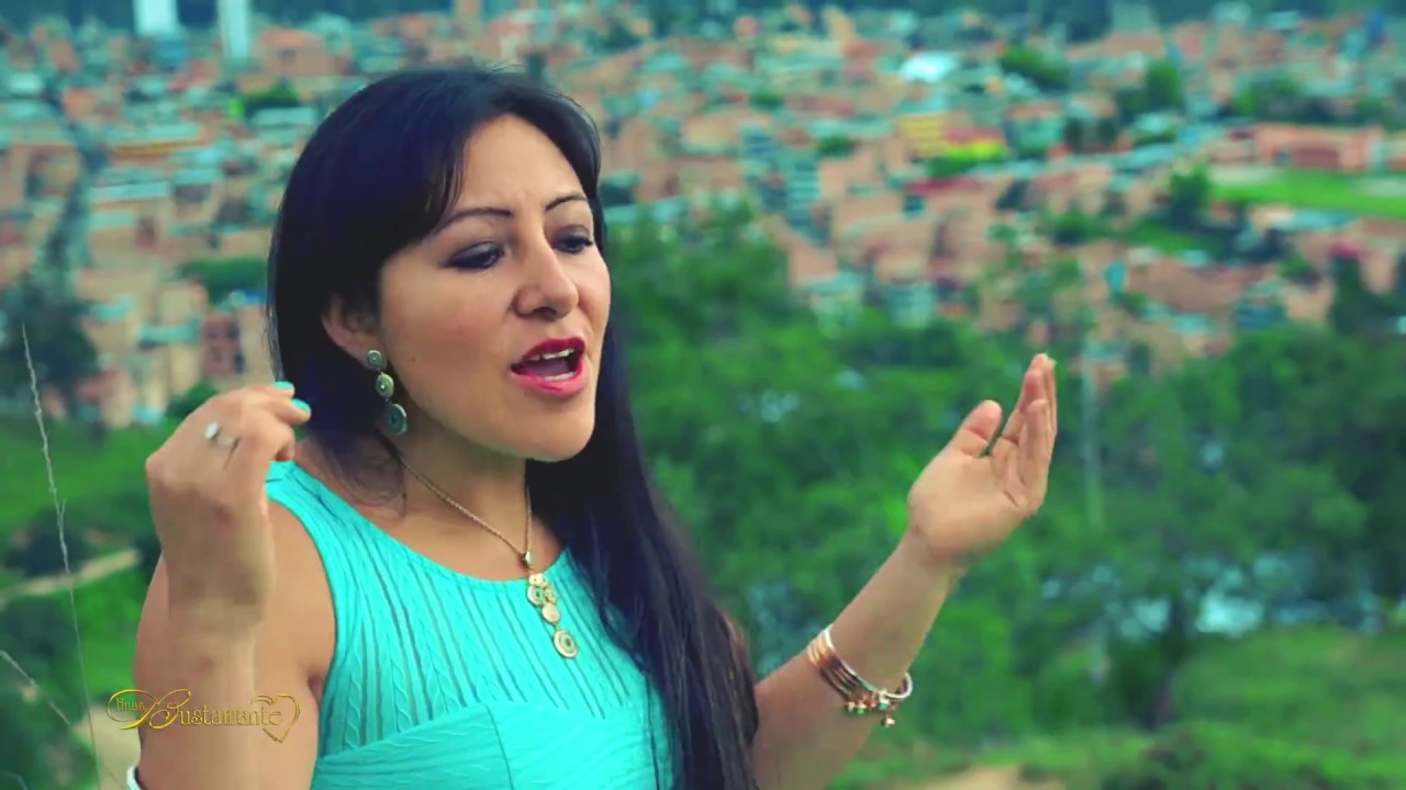 HERMANAS BUSTAMANTE -  MIX REALES  video oficial 2018