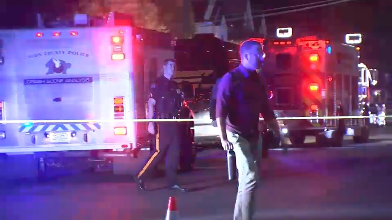 Witnesses describe apparent crash that injured 2 teens on bikes