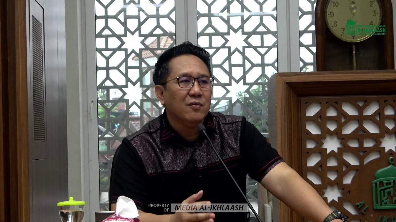 Manasik Kesehatan, Dr. R. Cahyono.  Penyakit Kronis Sulit Disembuhkan & Sehat Ala Rasulullah SAW.