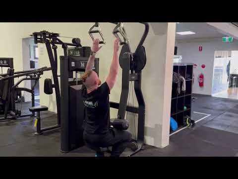 DIVERGING LAT PULLDOWN