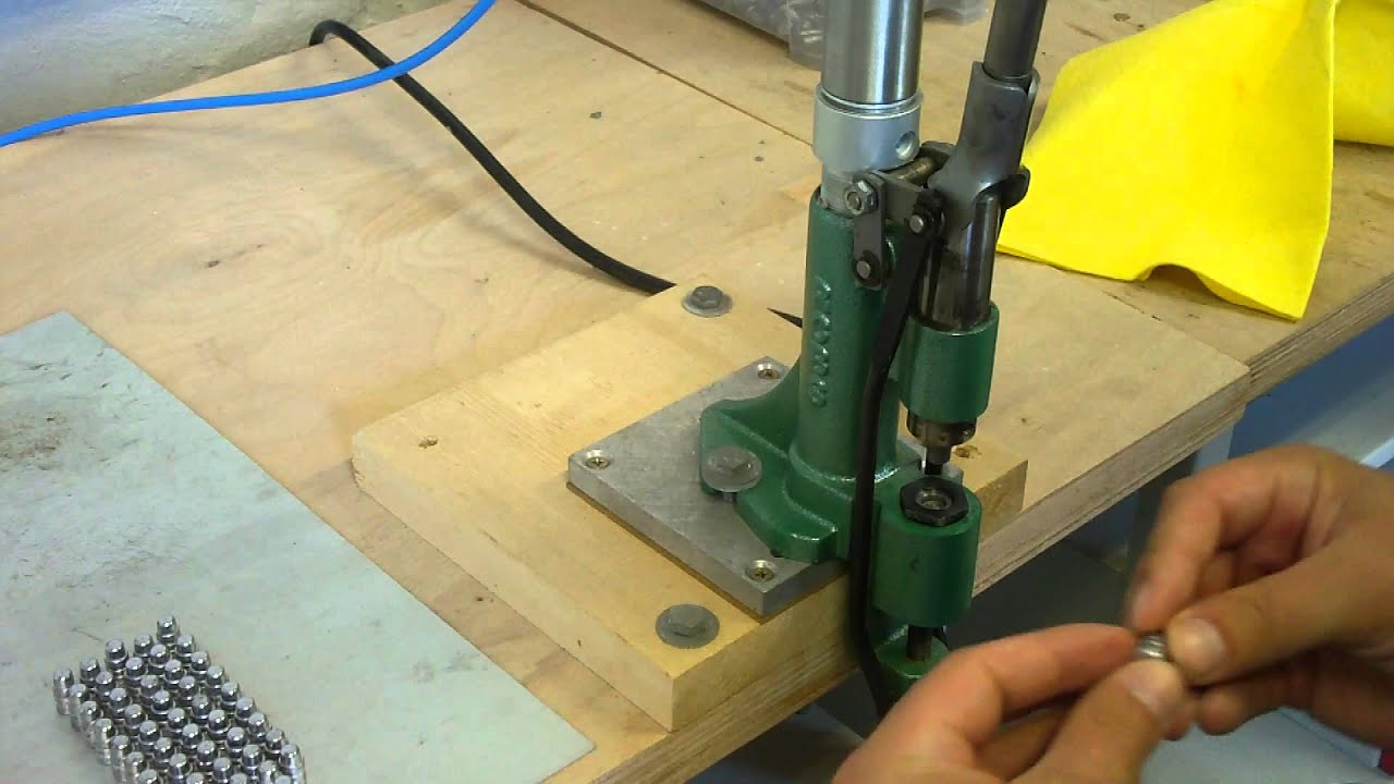 Matrice à Balles RCBS Lube-A-Matic #427 + Poussoir #595 - Pour Le Rechargement De Munitions - Occasion