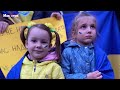 Война их лишила дома: О своей поддержке Украины харьковчане говорят на митингах по всей Европе