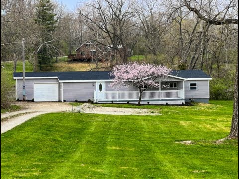 11315 S Daniel Street, Terre Haute, IN home video tour