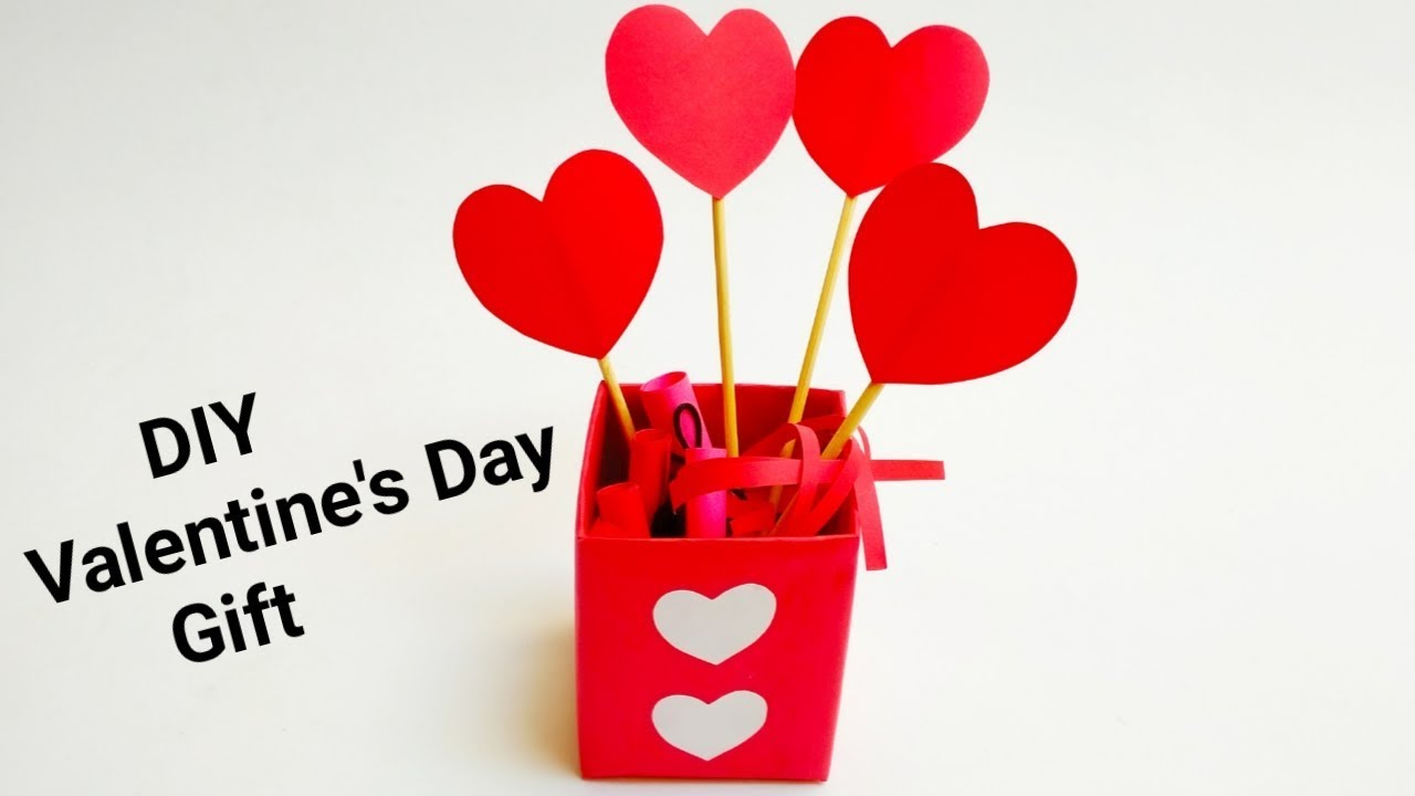 Simple DIY Valentine's Gift! 🤍  Diy valentines day gifts for him, Diy  valentines gifts, Valentines gifts for him