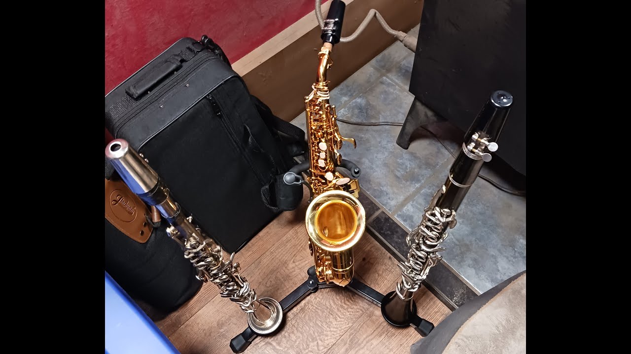 sad slow serenade on my silver clarinet