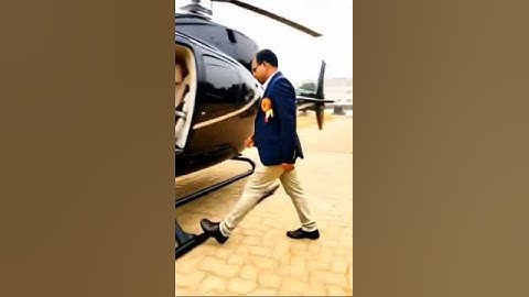 Thumbnail of Man enjoying Aeroplane flight