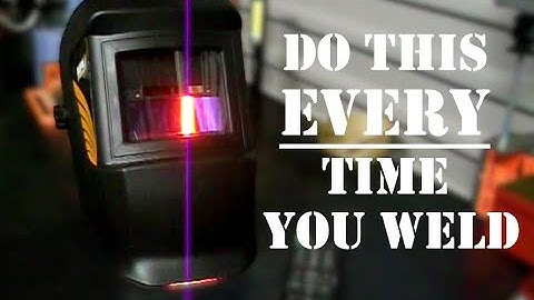How DO you test that your Auto Darkening welding helmet is working safely? 🤔 - Super Simple!