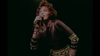 Whitney Houston  - love medley live Copenhagen 1993