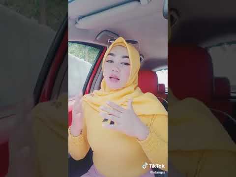 Tiktok Hijab Cantik Tahan Elus2 DD Montok