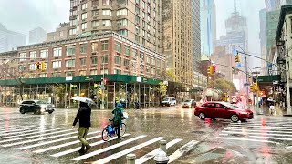 ⁴ᴷ⁶⁰ Walking in Strong Rainstorm in New York City During Rush Hour