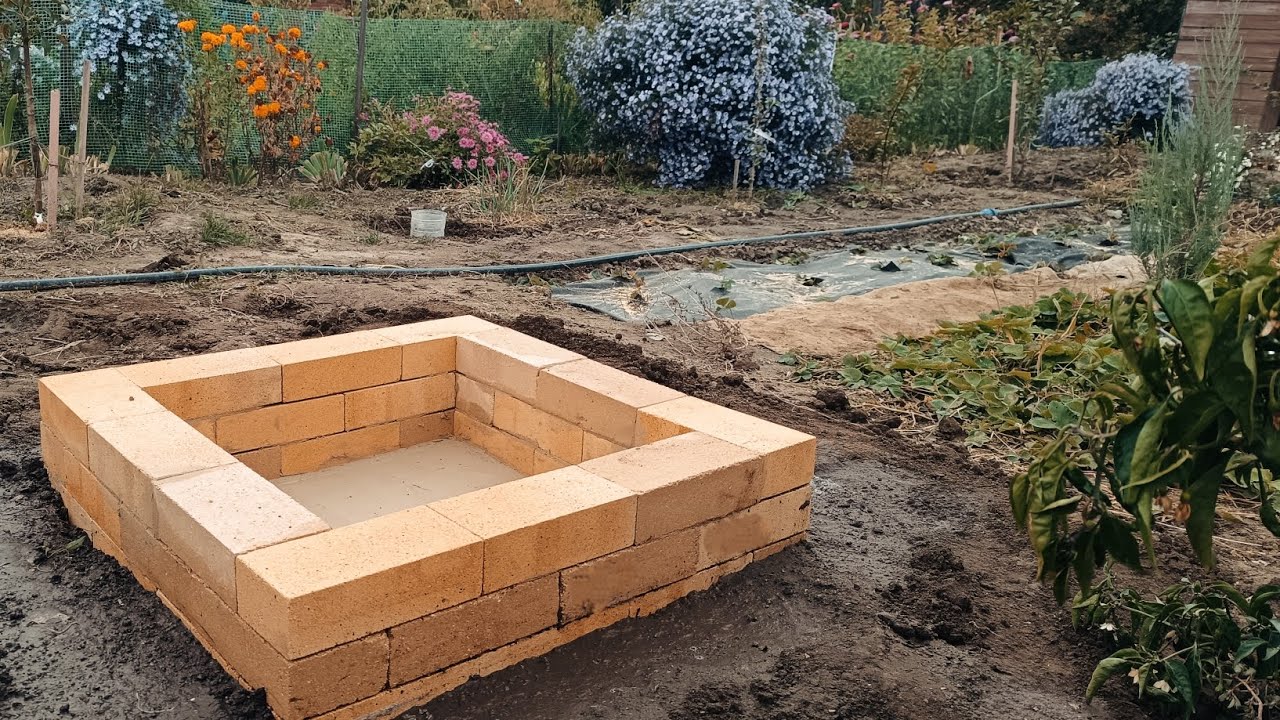 Кострище, очаг, костровая зона из шамотного кирпича