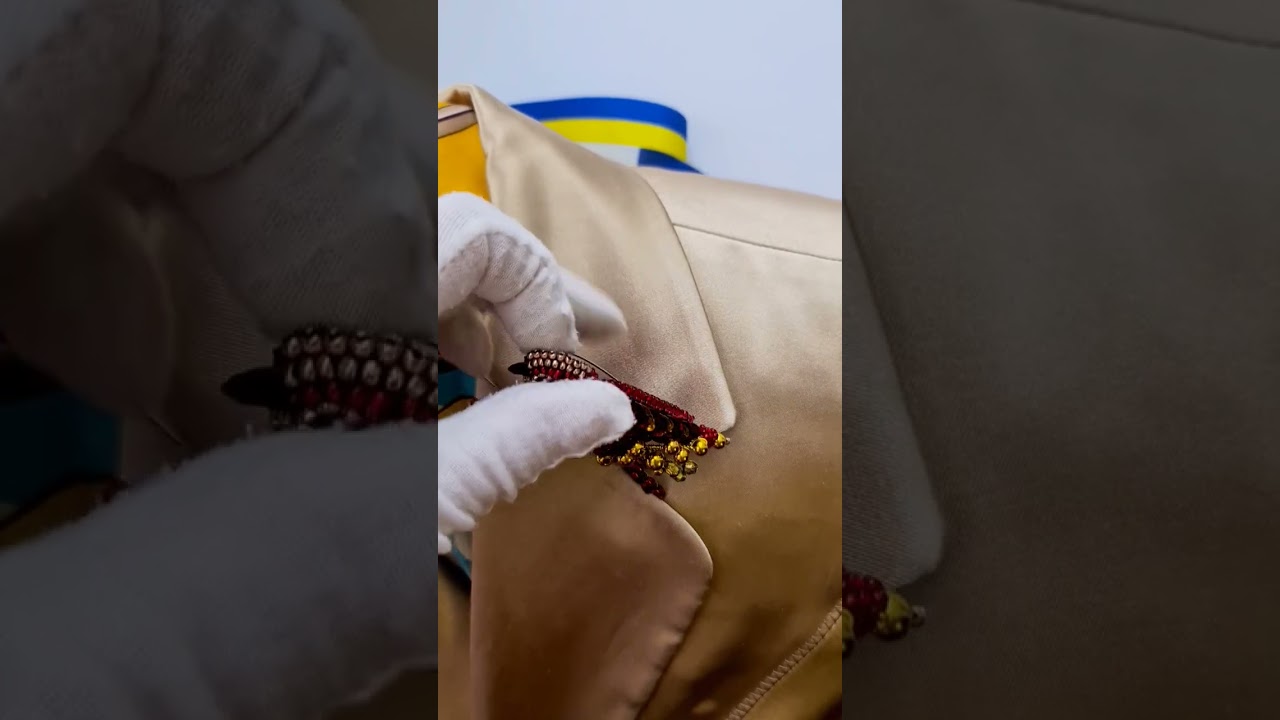 Червона брошка пташка ручної роботи. Bird Jewelry. Red Bird Brooch pin ❤️❤️❤️