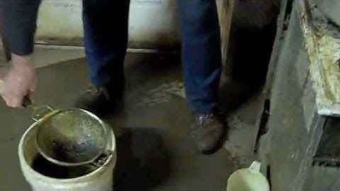 Wax Part 2 - Melting Beeswax Comb