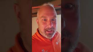 Look into my home inspection crystal ball! 🤣 Here we have mold, structural damage and plumbing