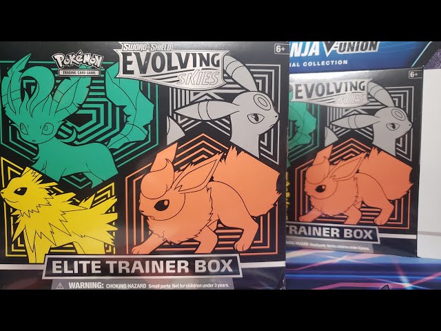 Pokémon TCG Sword & Shield Evolving Skies Elite Trainer Box  (Glaceon/Vaporeon/Sylveon/Espeon) - US