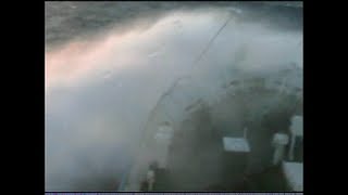 Drake Passage - Storm, huge waves, and unstable travellers