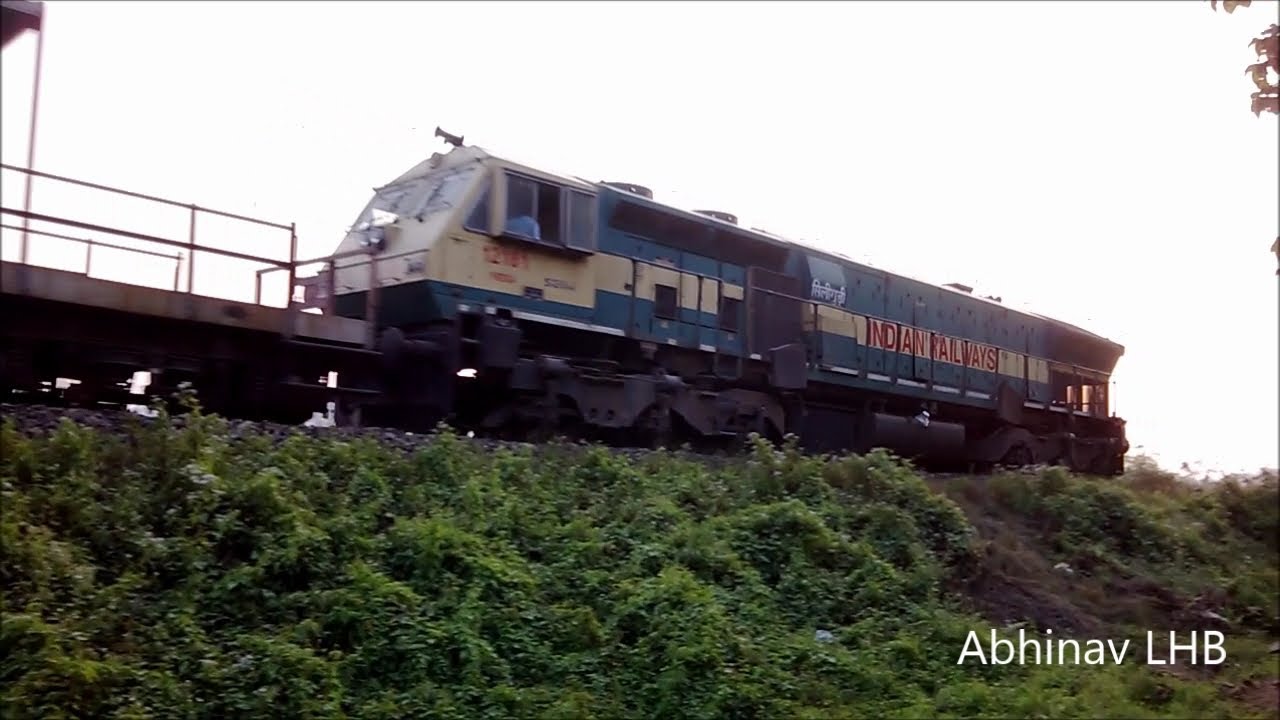 FULL NOTCH: SGUJ WDG4 12181 with DUAL-CABOOSE BTPN RAKE