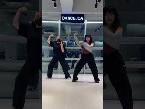 DanceJoa Global K-POP Dance ClassㅣLE SSERAFIM(르세라핌) - &amp;#39;ANTIFRAGILE&amp;#39; Cover Dance Video