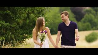 Mit Beiden Beinen Auf Der Erde