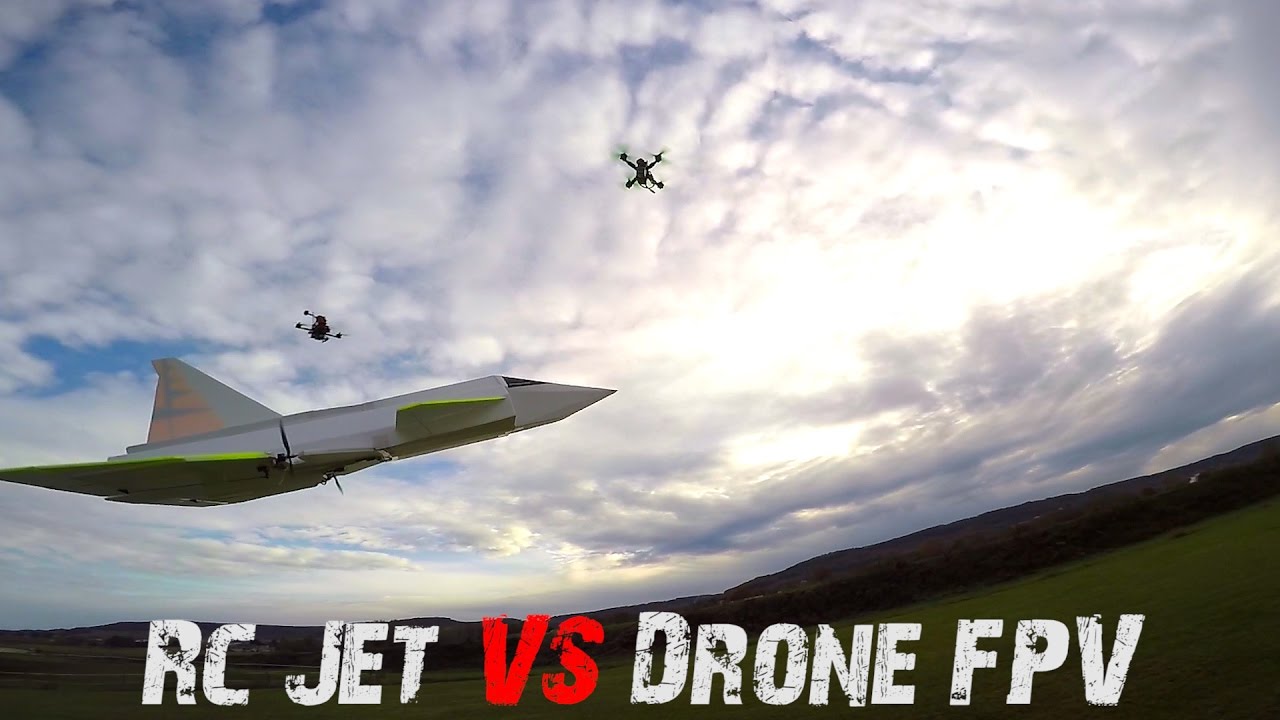 RC JET chased by DRONE FPV - EPIC 