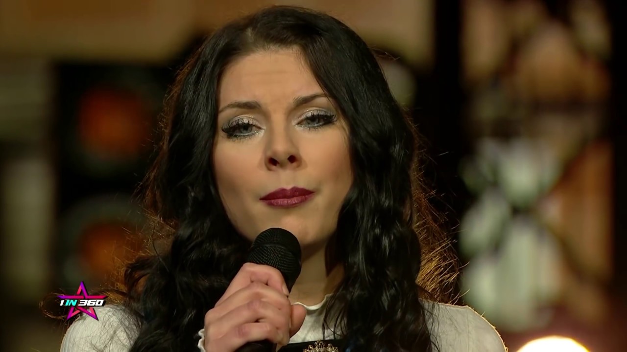 Sara Blue's Instagram, Twitter & Facebook on IDCrawl