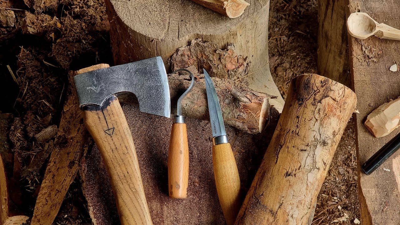 spoon carving live from scratch stay until final. 