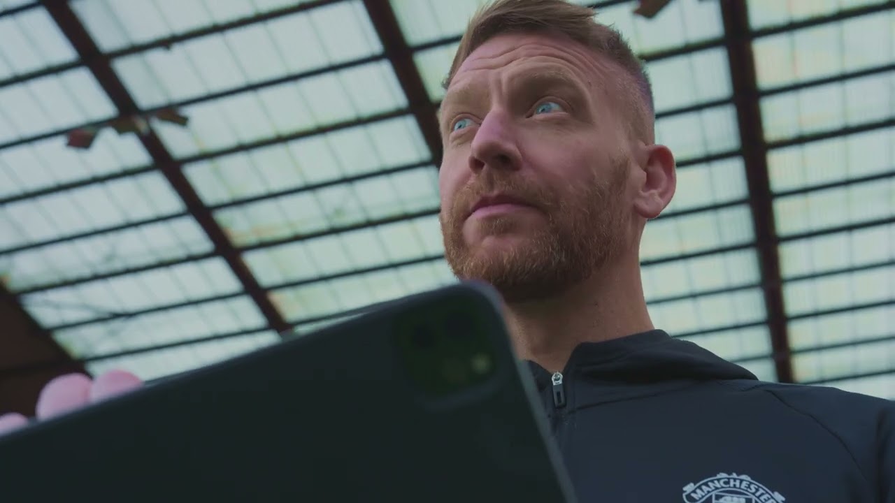 Manchester United X TeamViewer : Everyday is Gameday - Groundsmen