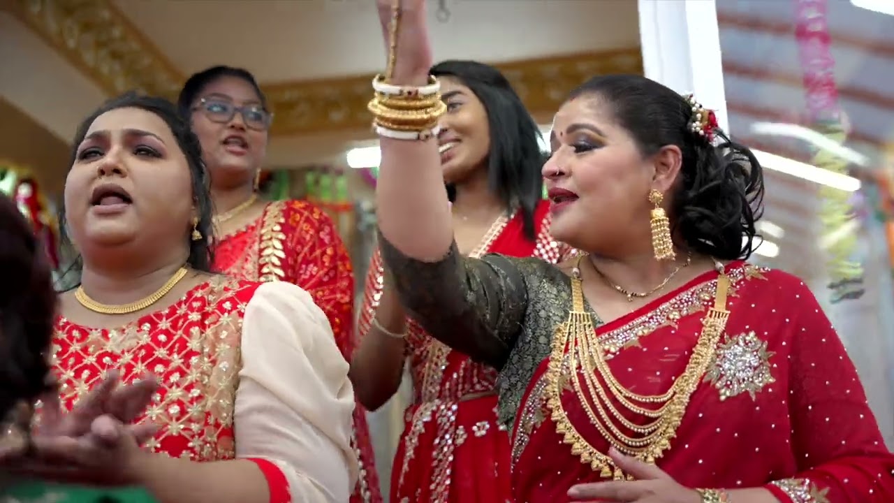 Hanuman Chalisa - Chandra Katwaroo, Rana & Susan Mohip