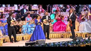 André Rieu & Johann Strauss Orchestra & Christina Petrou  Τα παιδιά του Πειραιά (Live in Athens)