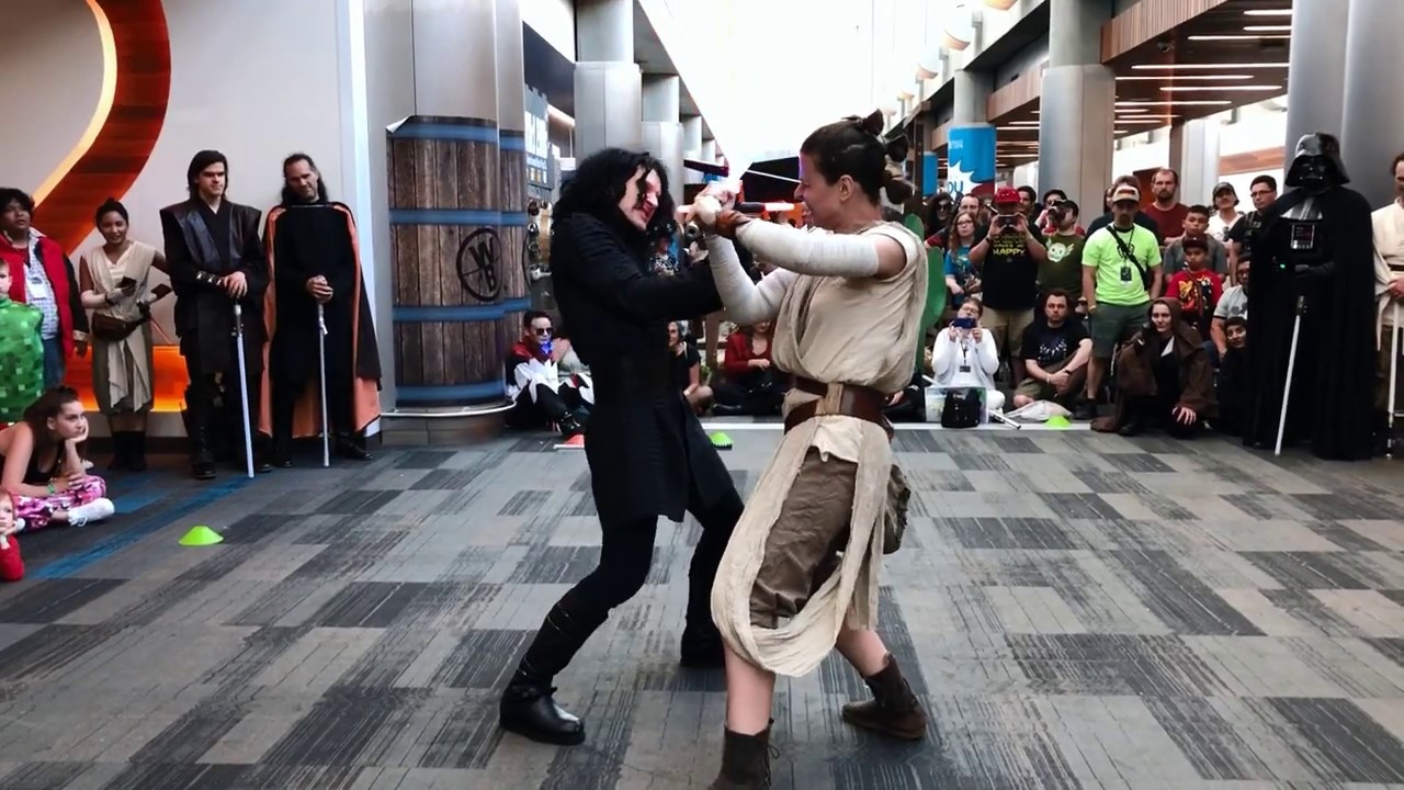 Kylo Ren vs Rey LIVE Performance (I was Rey)