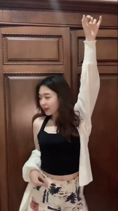 TIKTOK HOT DANCE ABG CANTIK GUNUNG GEDE