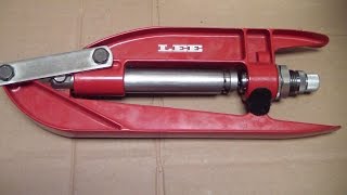 Lee hand press