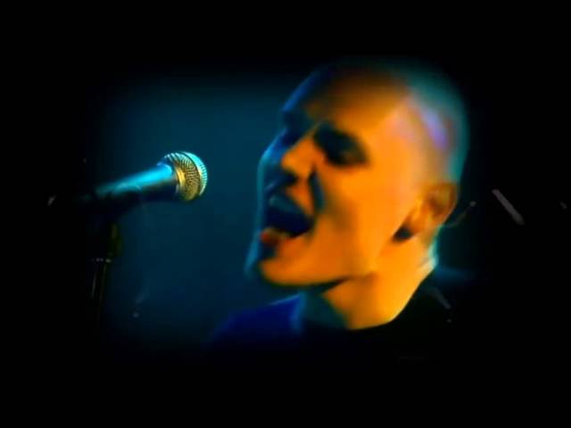 Smashing Pumpkins - Bullet With Butterfly Wings (Live)