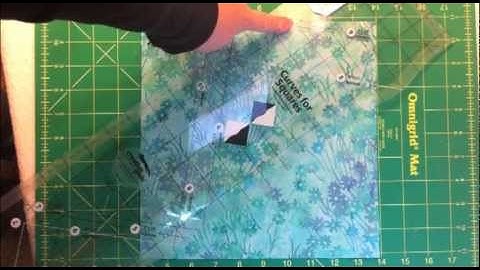 Creative Grids® Curves for Squares Ruler - CGRKA1