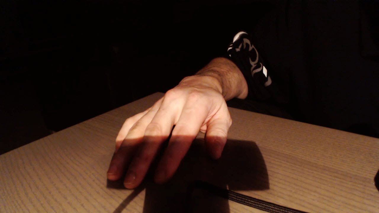 [ASMR] [Binaural] Deutscher Countdown 100 -- 0 (German Countdown) Whispered, Ear to Ear