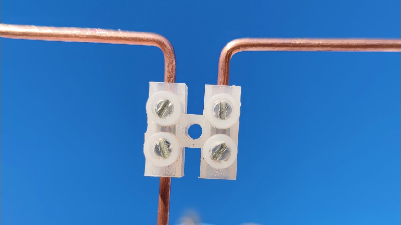 How To Make A Digital Antenna How to make a digital antenna using electric dominoes for DTV channels