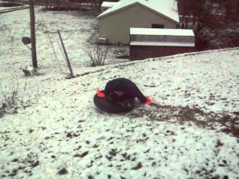 Gwen's Epic Snow Fail