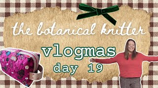 Vlogmas Day 19 🌿Secret Santa with friends + another quilted bag
