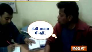 Cricketer Manoj Tiwary's Brother Warns Police Inspector - India TV