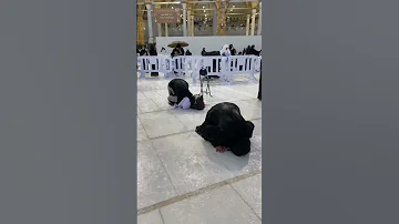 جسمي قشعر من المنظر نفسي ازور الكعبة 