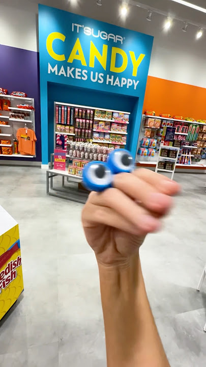 I WENT TO THE CANDY SHOP! 😱