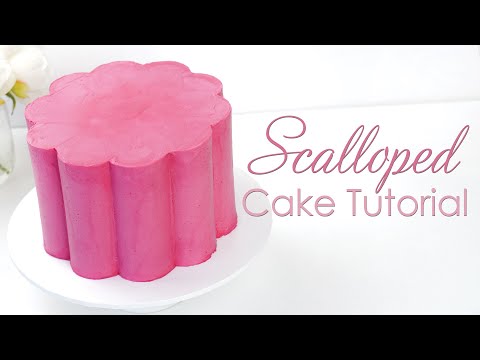 Creating a Scallop Shaped Buttercream Cake Effect - Cake Decorating Techniques Tutorial