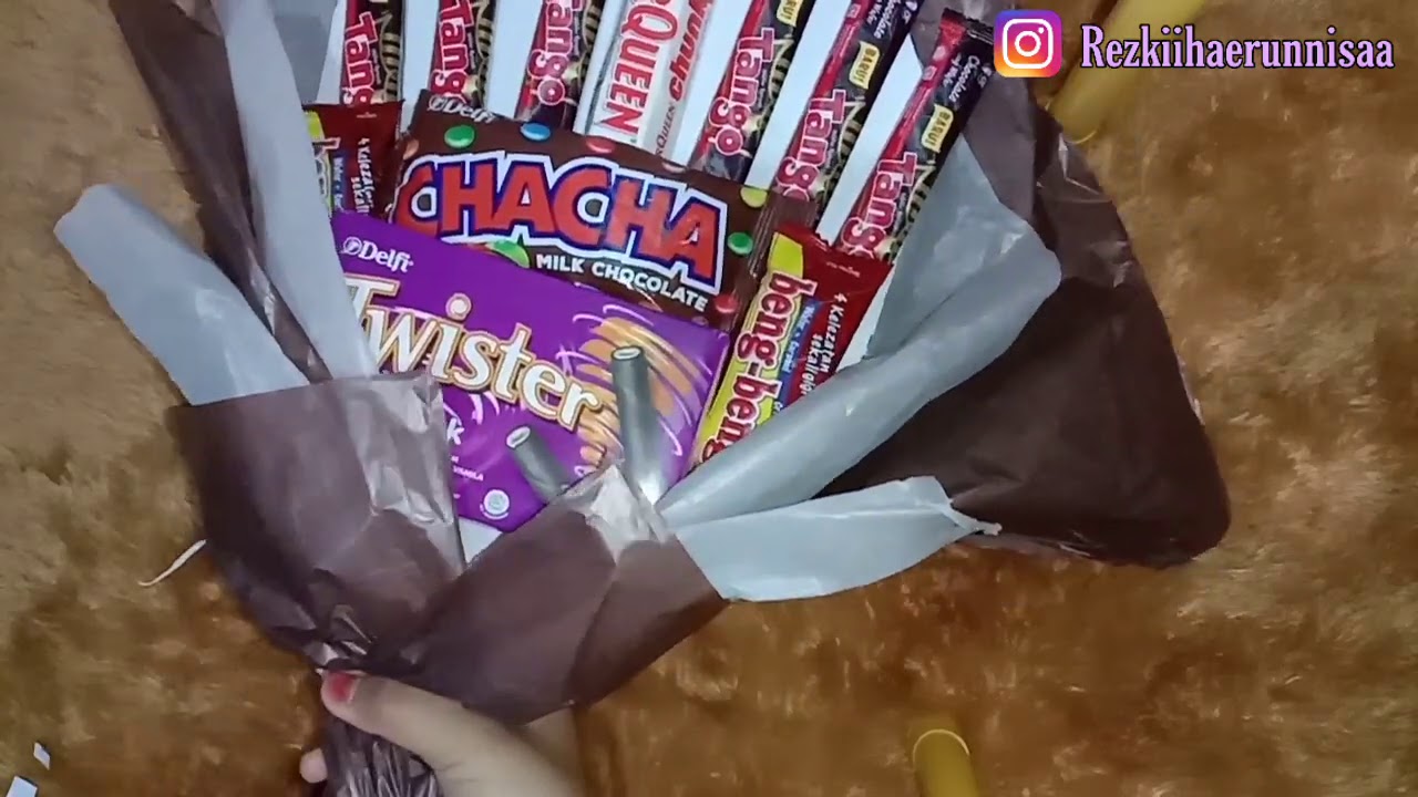 Cara membuat buket snack bagi pemula || DIY snack bouquet easy 